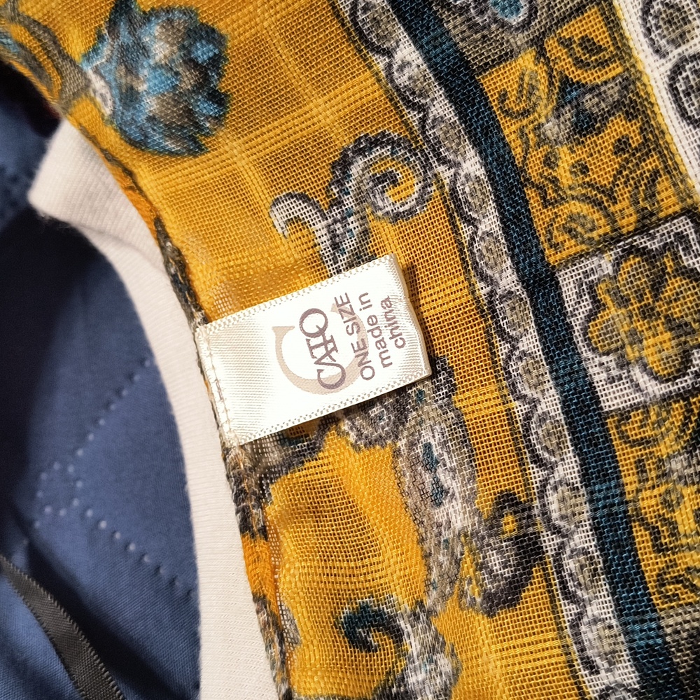Bundle of two kimonos - Picture 3 of 4